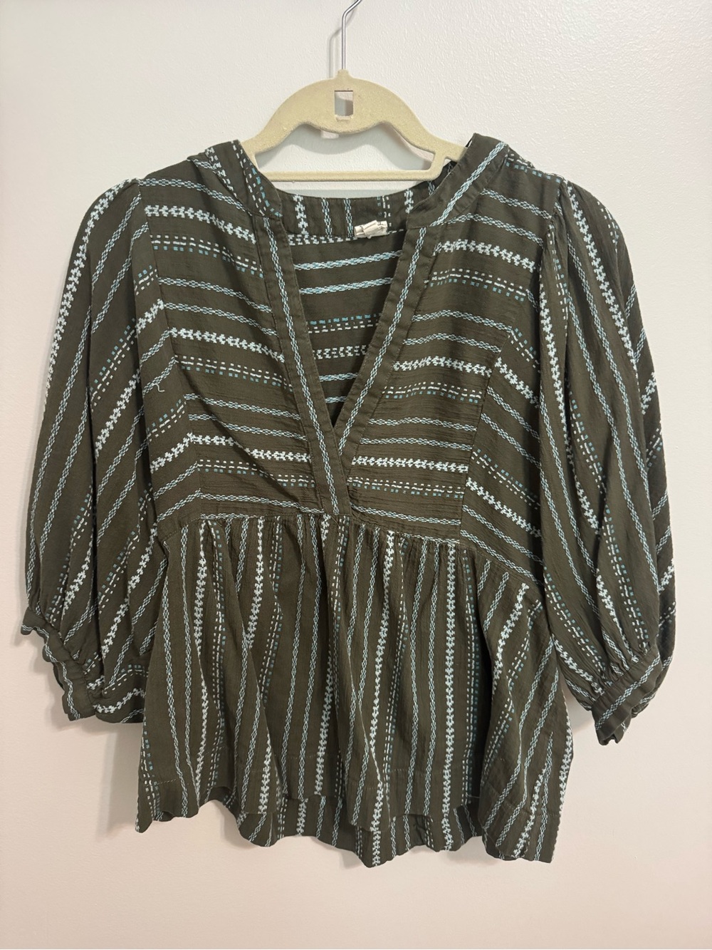 Ivy Jane size M/L Boho Peasant Blouse in Olive Green with Stripe Detail